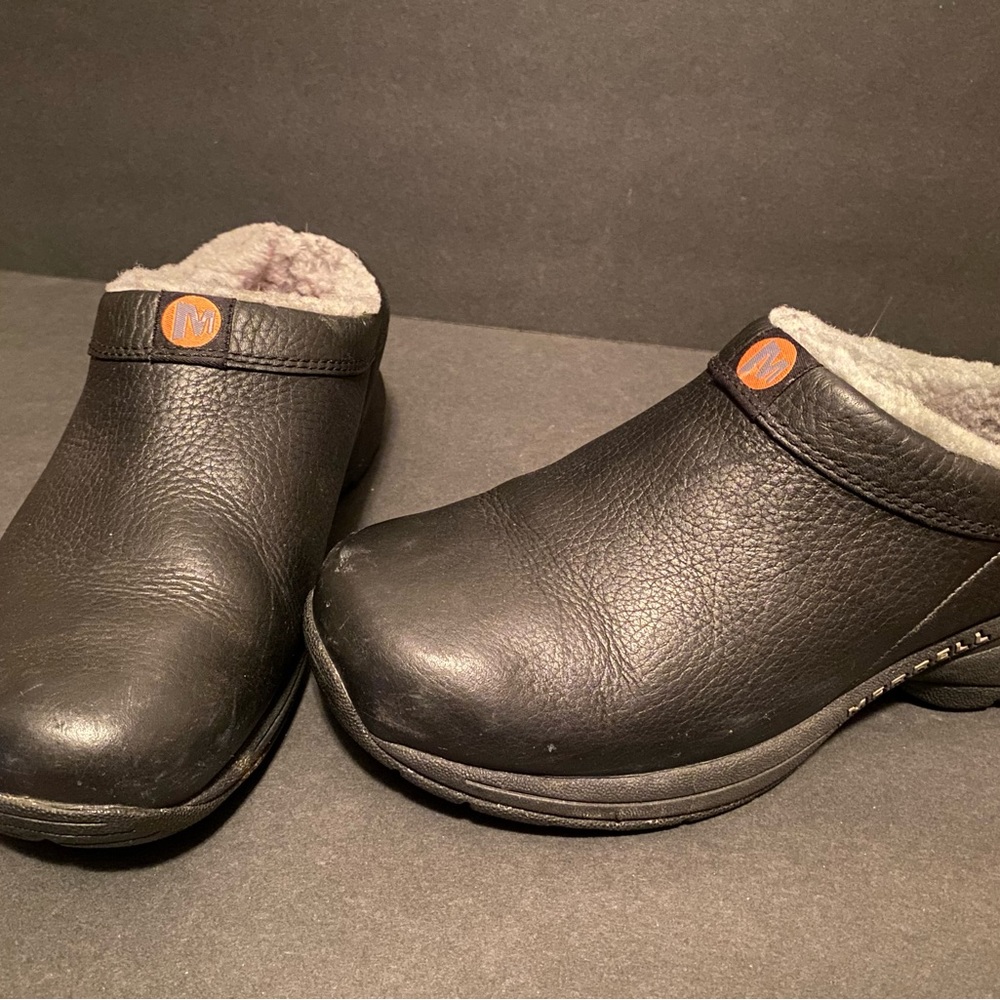 Women’s leather shoes